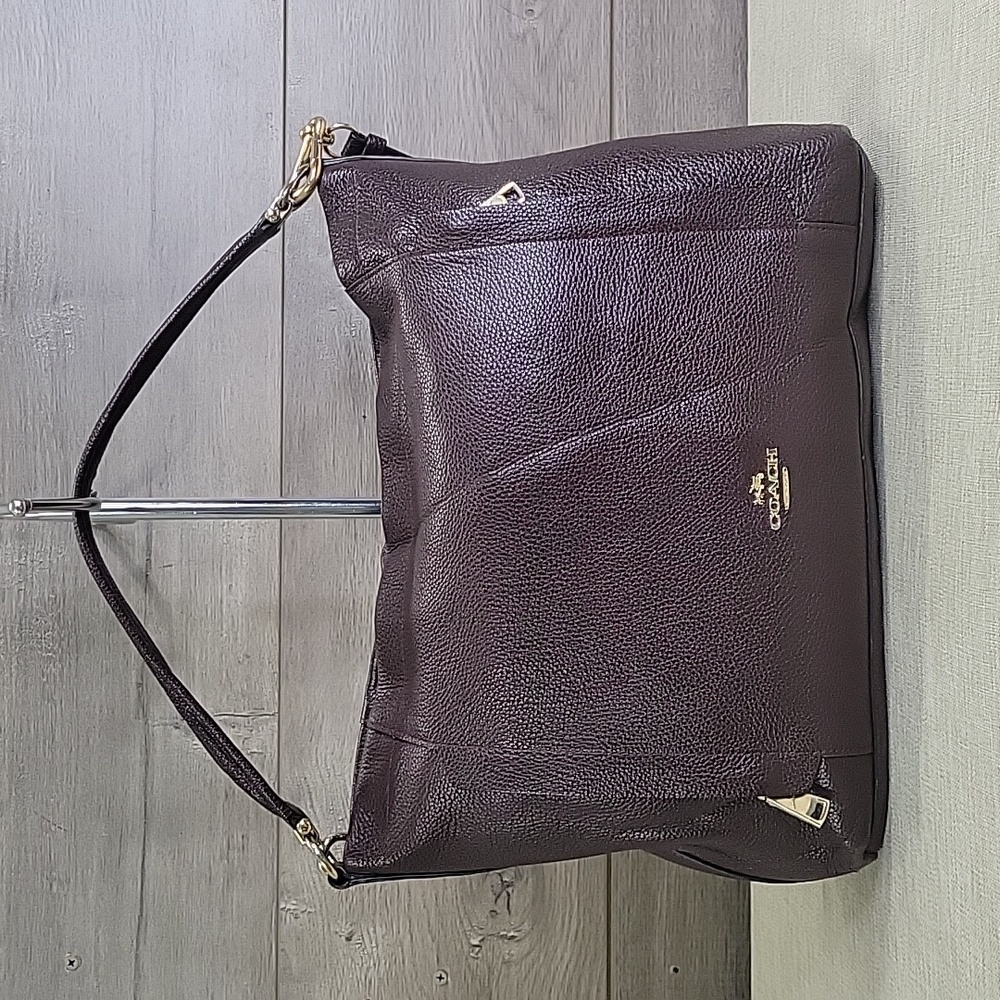 Coach Scout Oxblood Pebble Leather Crossbody Shoulder Bag 24770